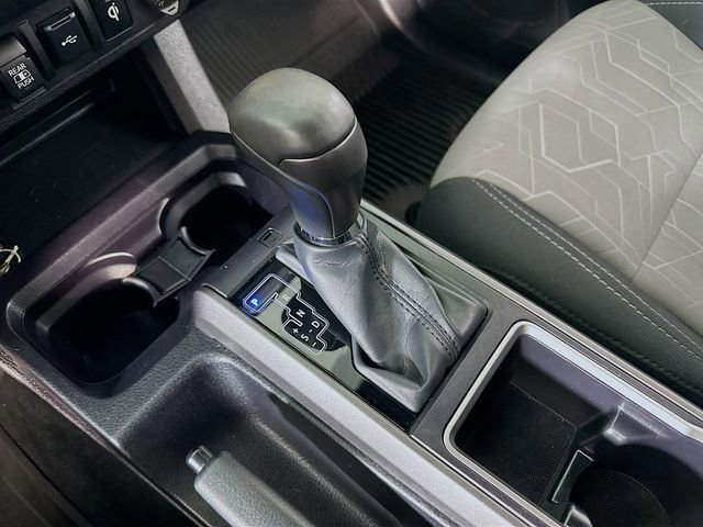 Used 2022 Toyota Tacoma TRD Off-Road w/ Technology Package AWD/4WD image 24