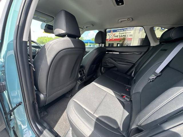 Used 2025 Kia Seltos EX AWD/4WD image 19