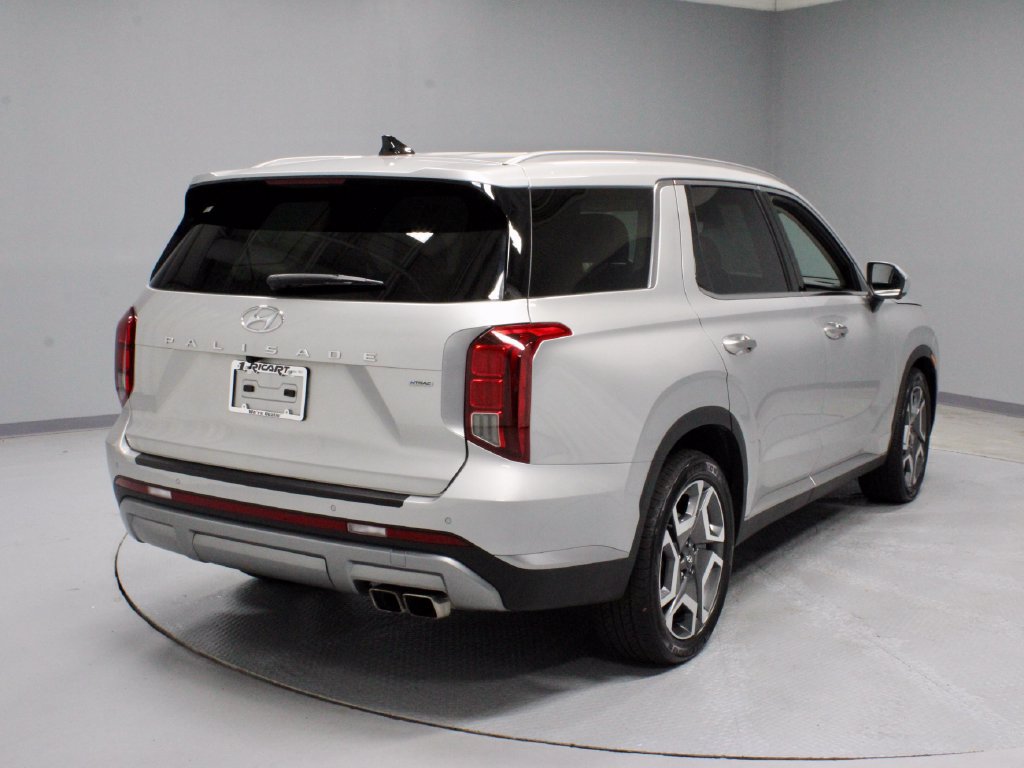 Used 2024 Hyundai Palisade SEL w/ Premium Package AWD/4WD image 11