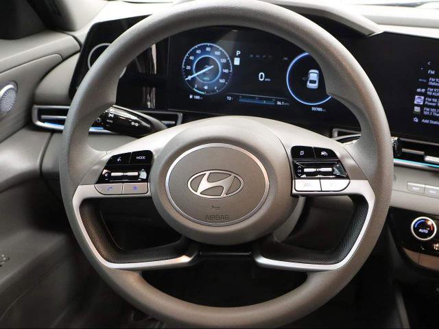 Used 2024 Hyundai Elantra SEL image 23