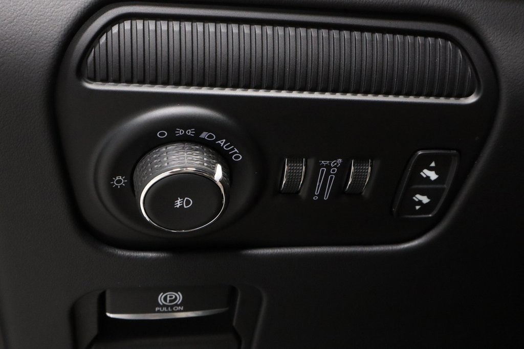 Used 2022 Jeep Grand Wagoneer Series III image 28