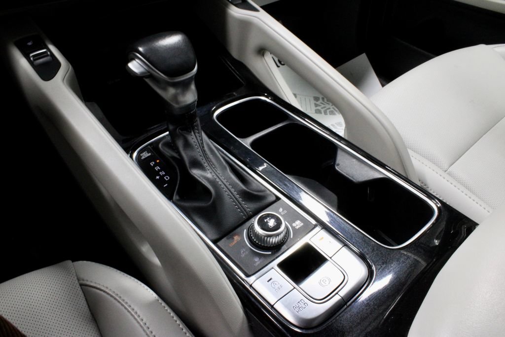Used 2024 Kia Telluride S AWD/4WD image 32