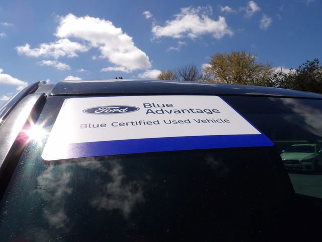 Used 2022 Toyota Tundra SR5 w/ SR5 Convenience Package AWD/4WD image 11