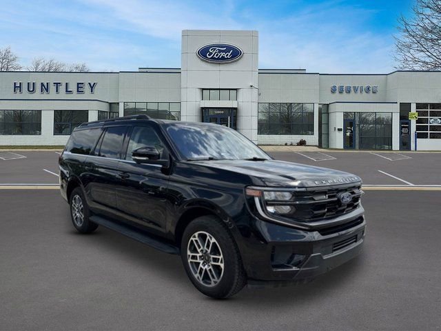 Certified 2025 Ford Expedition Max Active AWD/4WD image 3