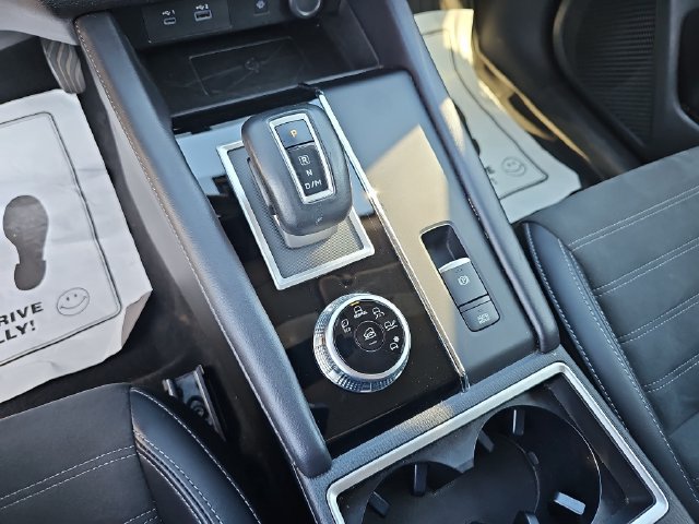 Used 2024 Mitsubishi Outlander SE FWD image 29