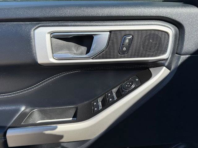 Certified 2022 Ford Explorer XLT w/ Equipment Group 202A image 15