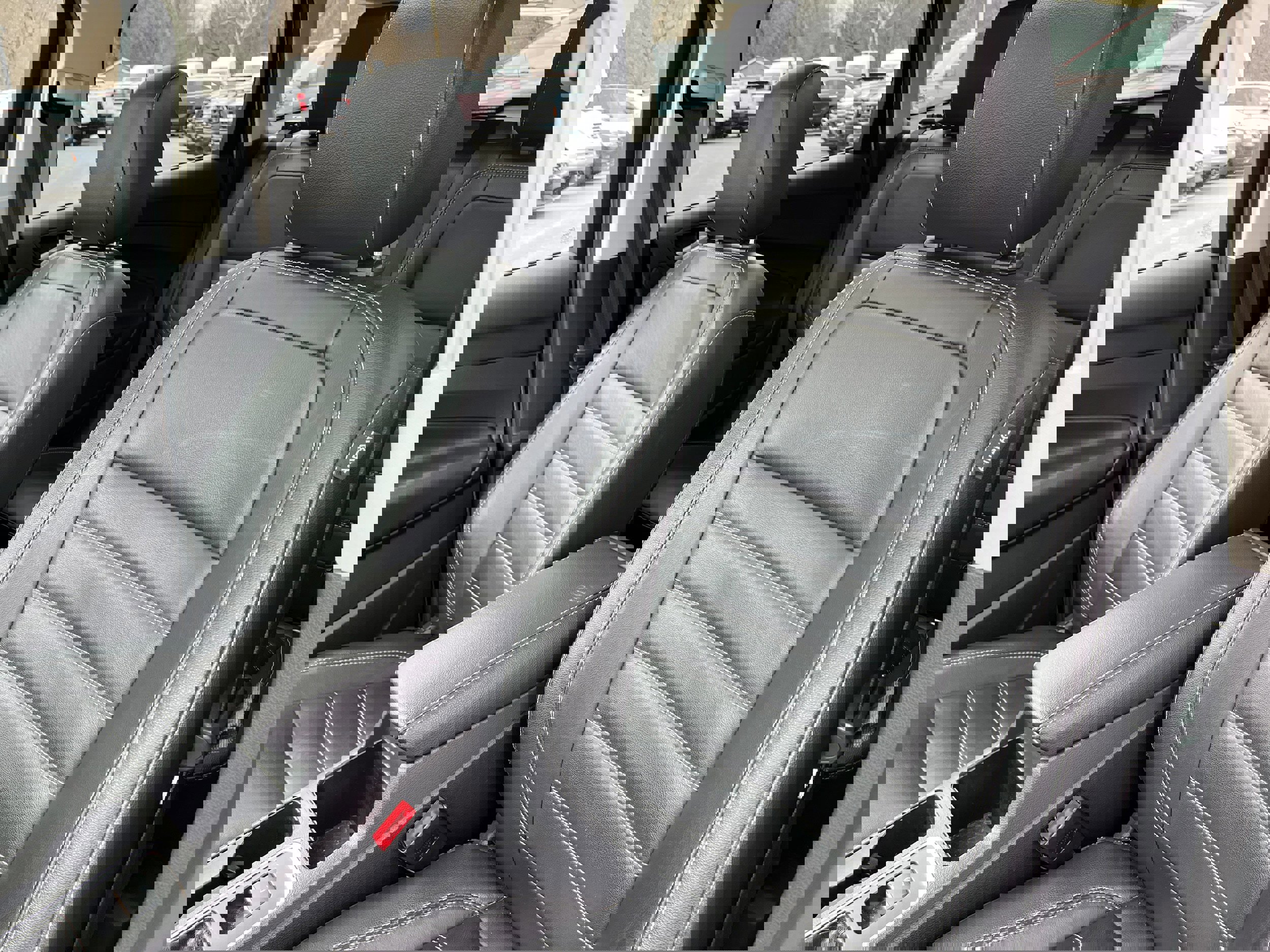 Certified 2018 Ford Escape Titanium w/ Ford Safe & Smart Package image 10