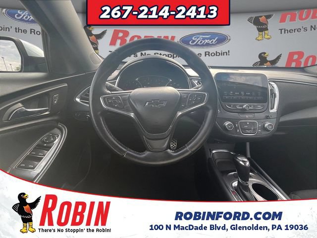 Used 2017 Chevrolet Malibu LT FWD image 10