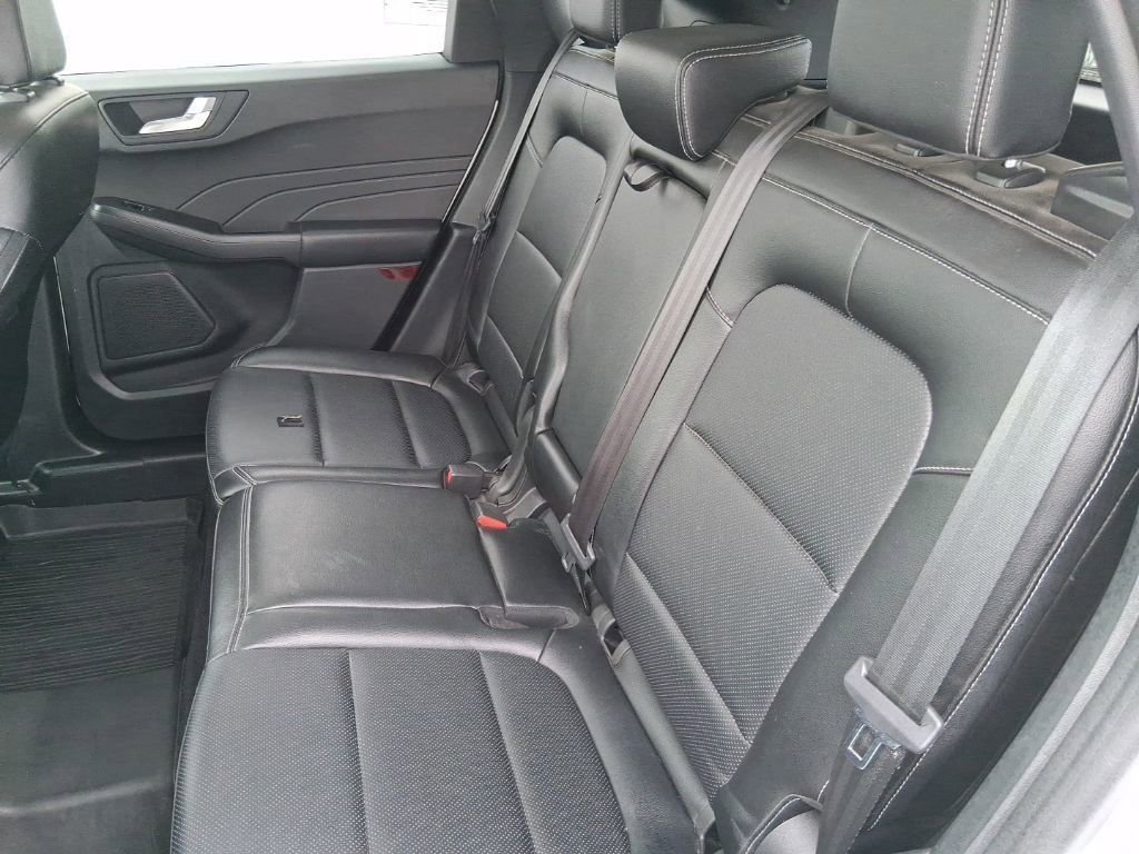 Certified 2022 Ford Escape SEL image 10