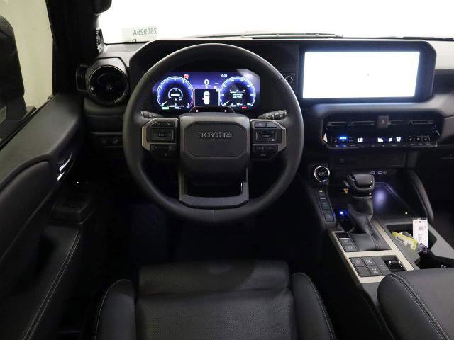 Used 2025 Toyota Land Cruiser w/ Premium Package AWD/4WD image 18