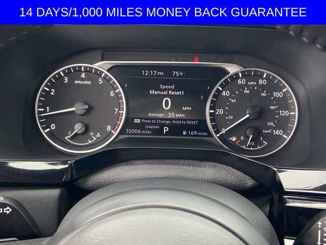 Used 2025 Nissan Pathfinder SV FWD image 30