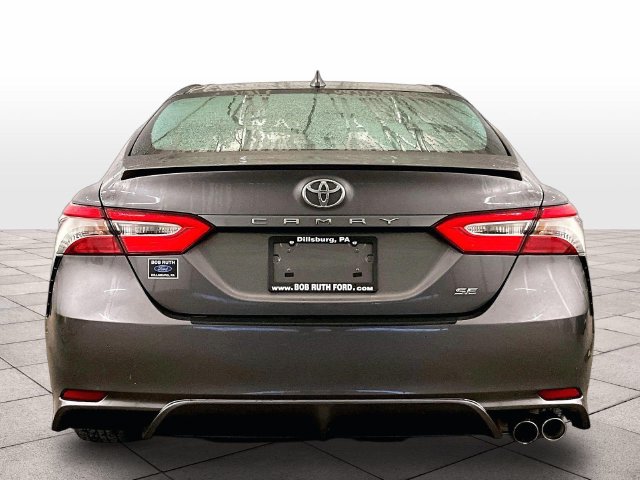 Used 2019 Toyota Camry SE FWD image 4