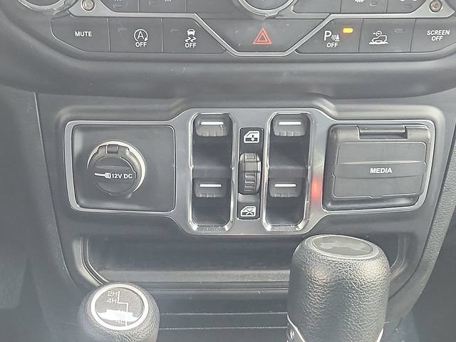 Used 2021 Jeep Wrangler Unlimited Sport w/ Sun And Sound Package AWD/4WD image 18
