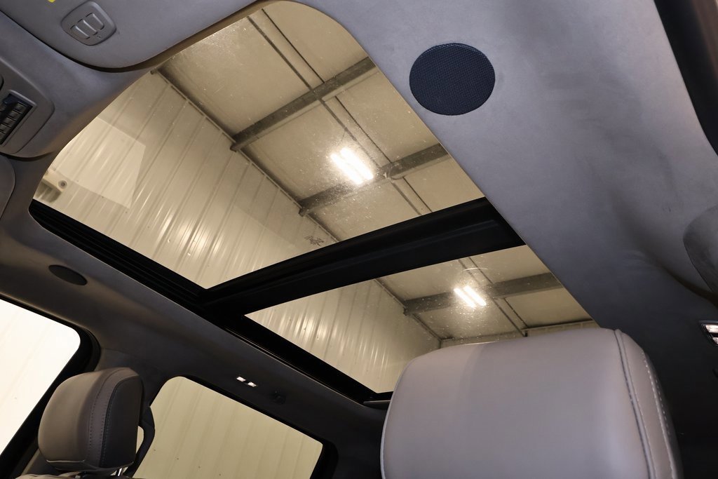 Certified 2026 Ford F350 Platinum w/ Platinum Plus Package image 35