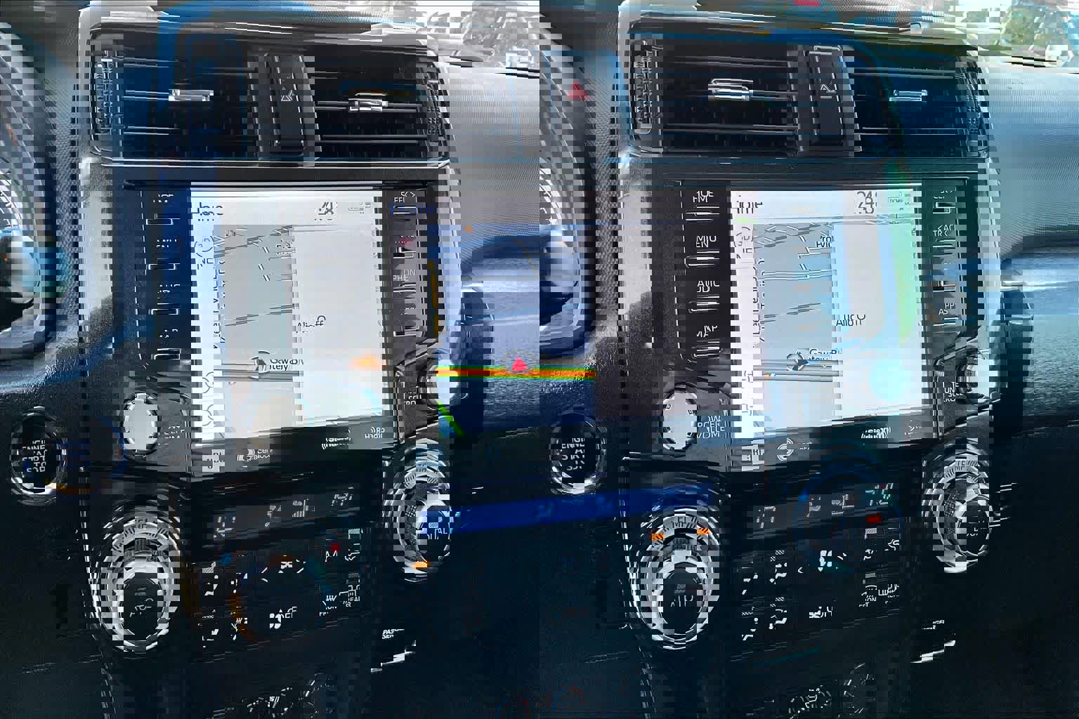 Used 2020 Toyota 4Runner Nightshade image 33