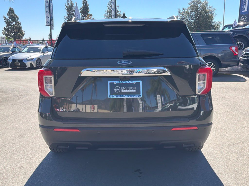 Certified 2023 Ford Explorer XLT RWD image 11