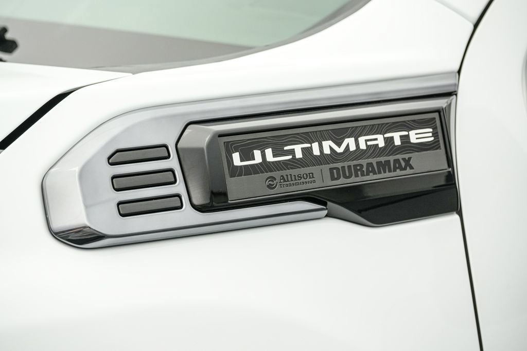 Used 2025 GMC Sierra 2500 Denali Ultimate image 12