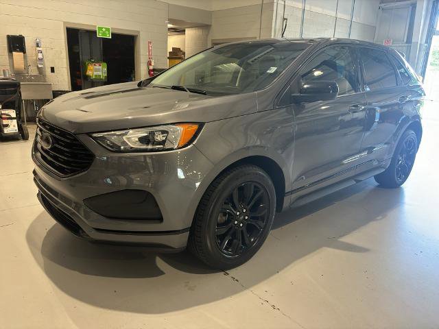 Certified 2022 Ford Edge SE w/ Black Appearance Package