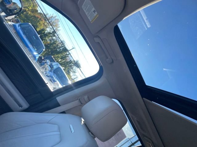 Certified 2022 Ford Expedition Platinum image 31