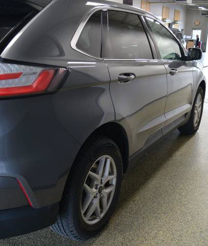 Certified 2024 Ford Edge SEL w/ Convenience Package AWD/4WD image 7