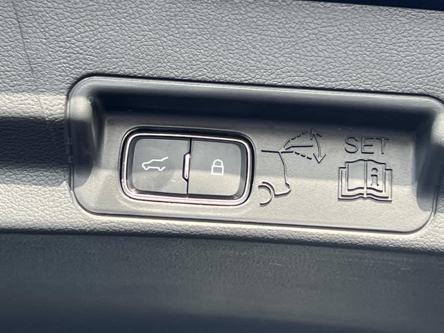Certified 2026 Ford Explorer Active AWD/4WD image 13