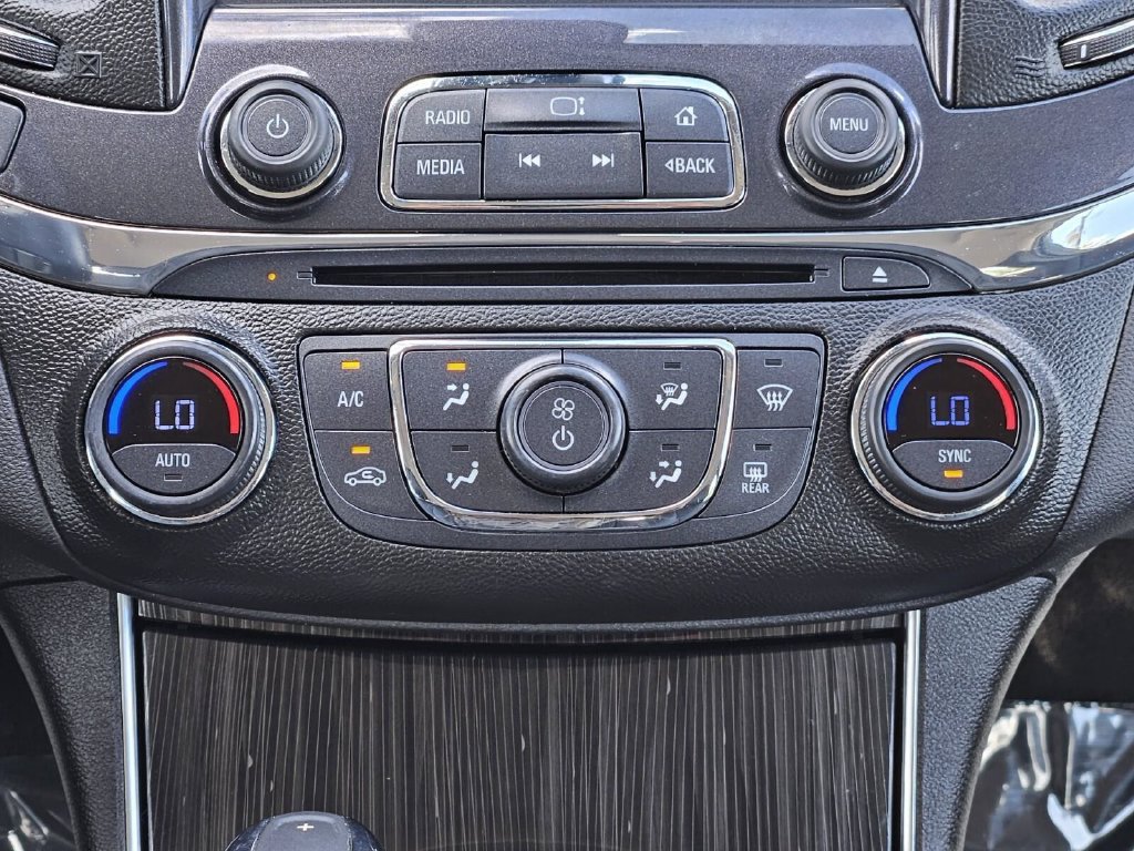 Used 2019 Chevrolet Impala Premier FWD image 25