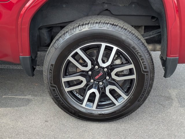 Used 2023 GMC Sierra 1500 AT4 w/ AT4 Premium Package AWD/4WD image 8
