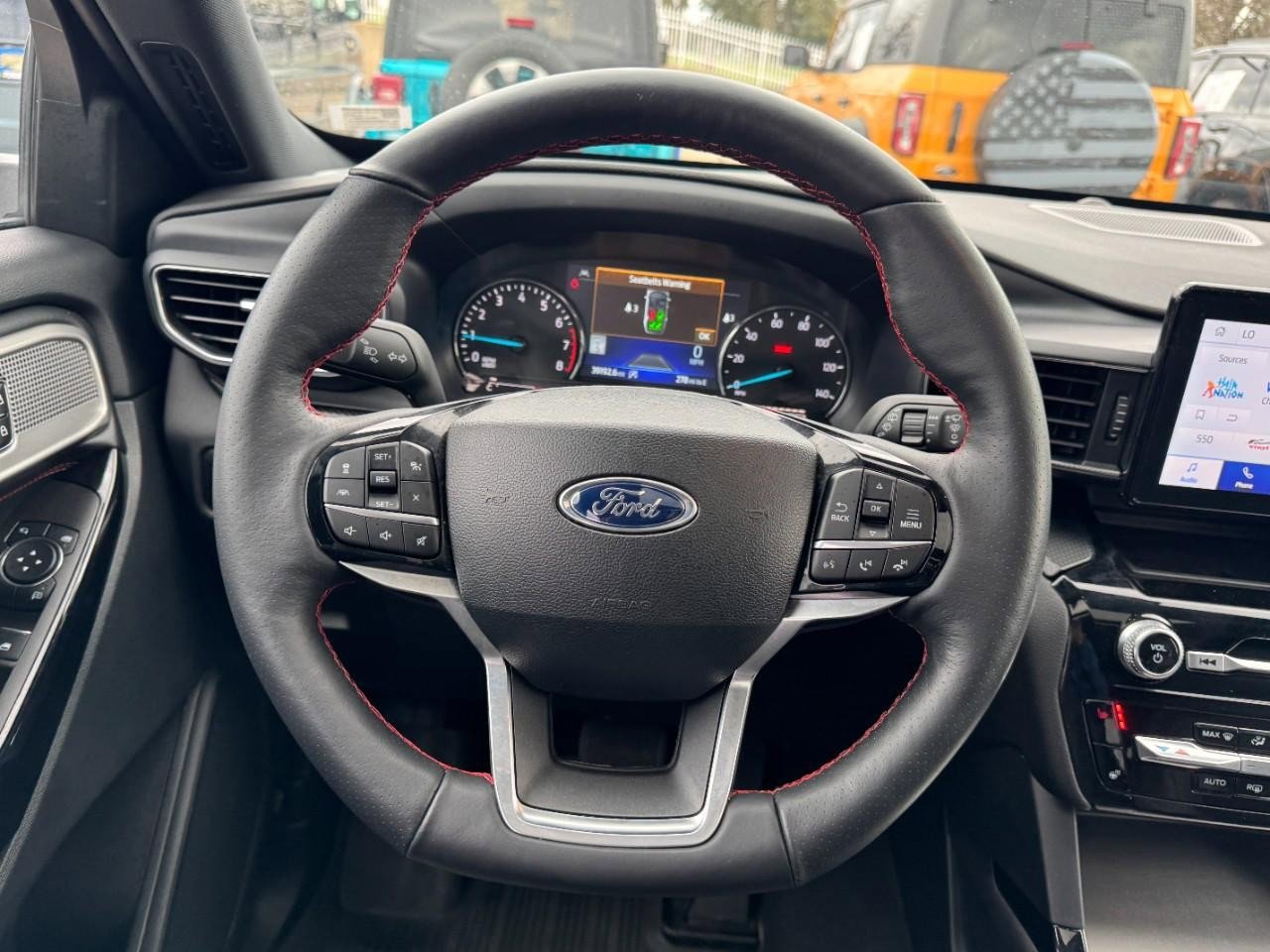 Certified 2024 Ford Explorer ST-Line w/ Class IV Trailer Tow Package image 14