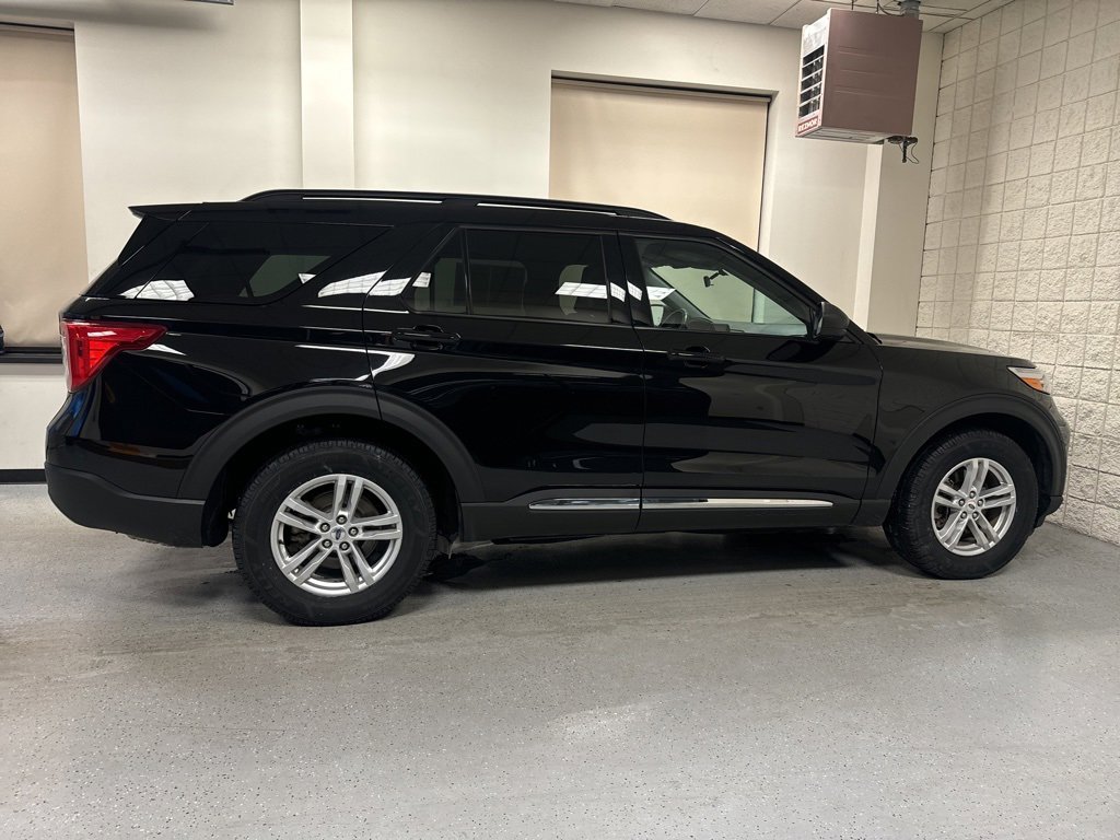 Certified 2023 Ford Explorer XLT w/ Equipment Group 202A image 43