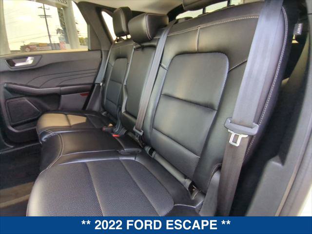 Certified 2022 Ford Escape Titanium FWD image 21