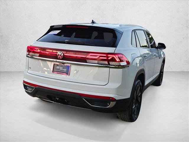 Used 2024 Volkswagen Atlas Cross Sport SE FWD image 5