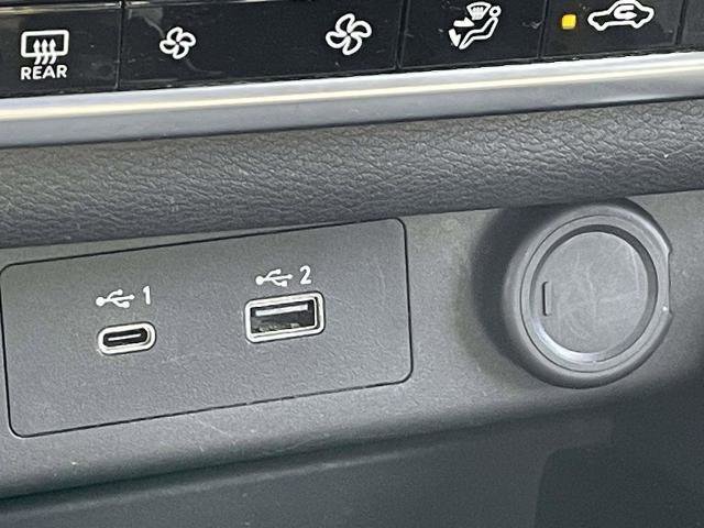 Used 2023 Nissan Rogue SV image 27