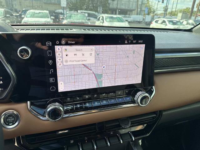 Used 2025 GMC Canyon AT4 w/ AT4 Premium Package image 25