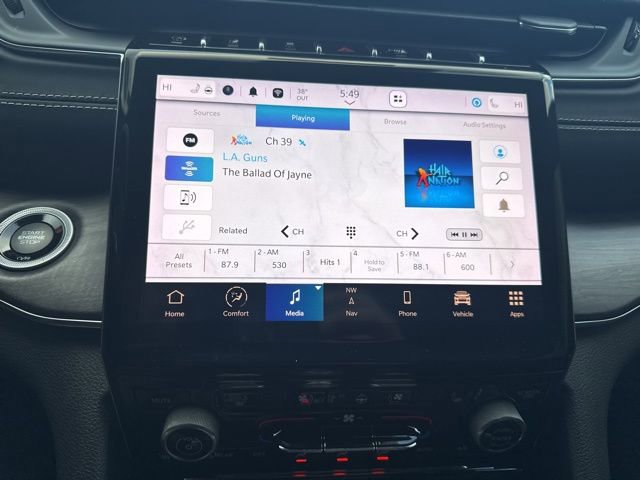 Used 2022 Jeep Grand Cherokee Overland w/ Luxury Tech Group IV image 18