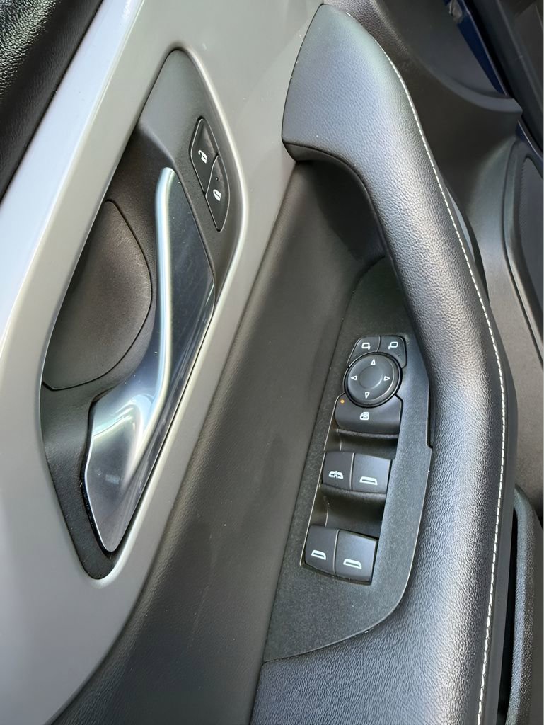 Used 2023 Chevrolet Blazer LT AWD/4WD image 18