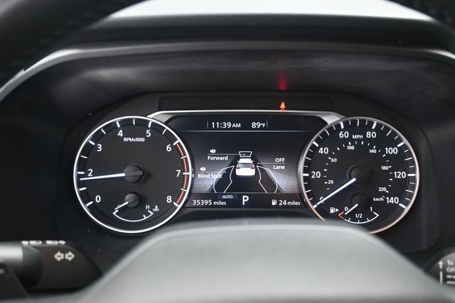 Used 2025 Nissan Rogue SV AWD/4WD image 9