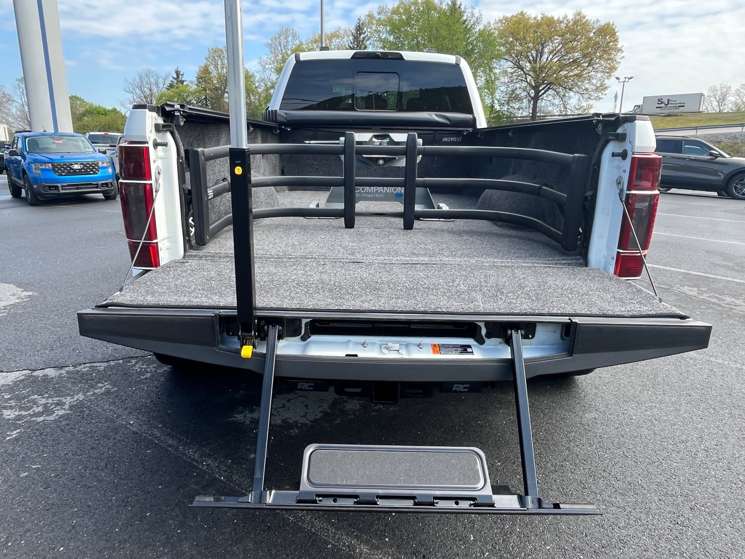 Certified 2020 Ford F450 Limited w/ FX4 Off-Road Package AWD/4WD image 11
