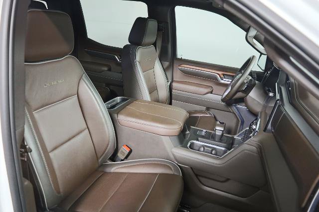 Used 2023 GMC Sierra 1500 Denali w/ Denali Reserve Package AWD/4WD image 9