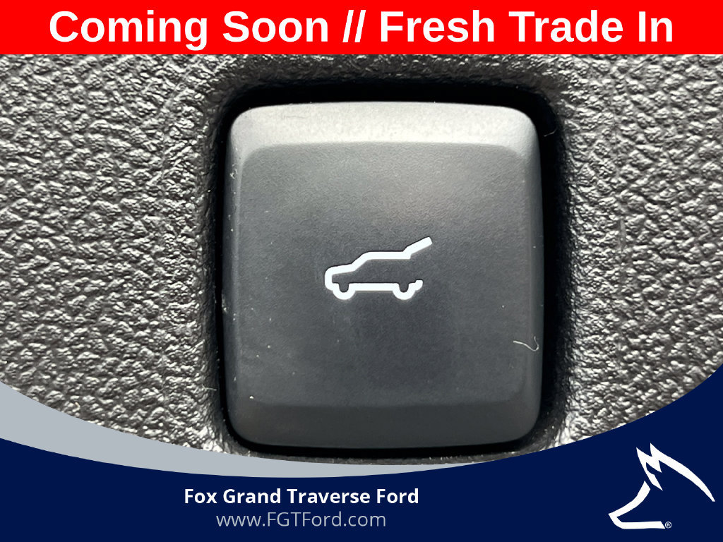 Certified 2025 Ford Escape ST-Line Select AWD/4WD image 36