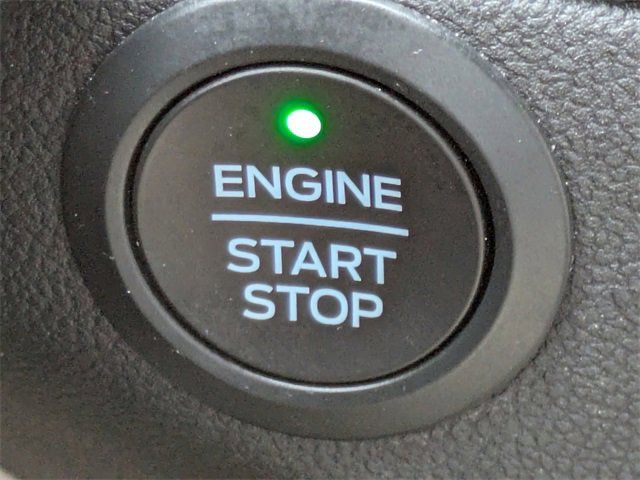 Certified 2020 Ford Escape Titanium image 28