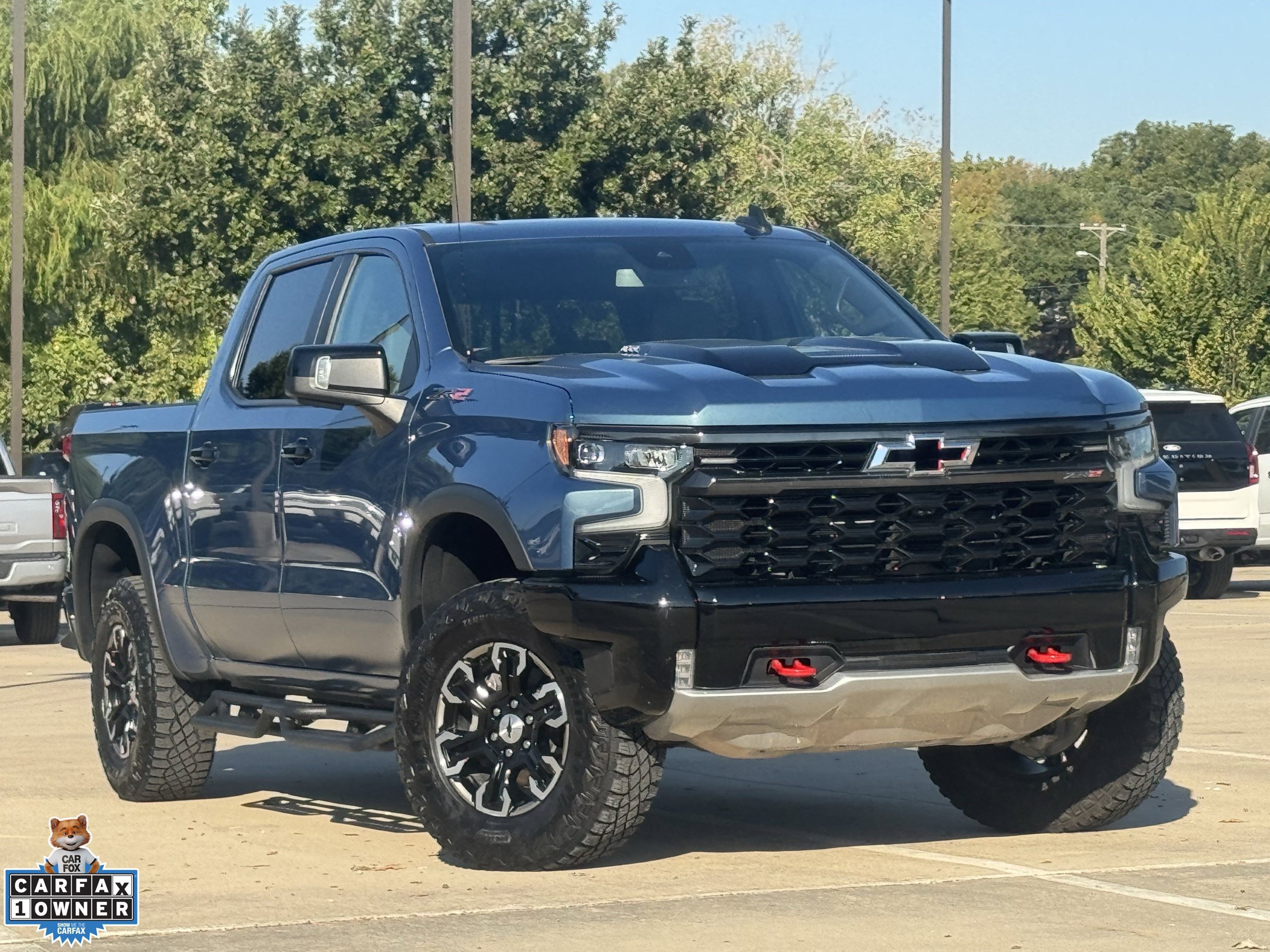 Used 2024 Chevrolet Silverado 1500 ZR2 AWD/4WD image 2