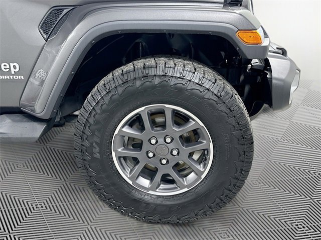 Used 2020 Jeep Gladiator Overland w/ Popular Equipment Package image 23