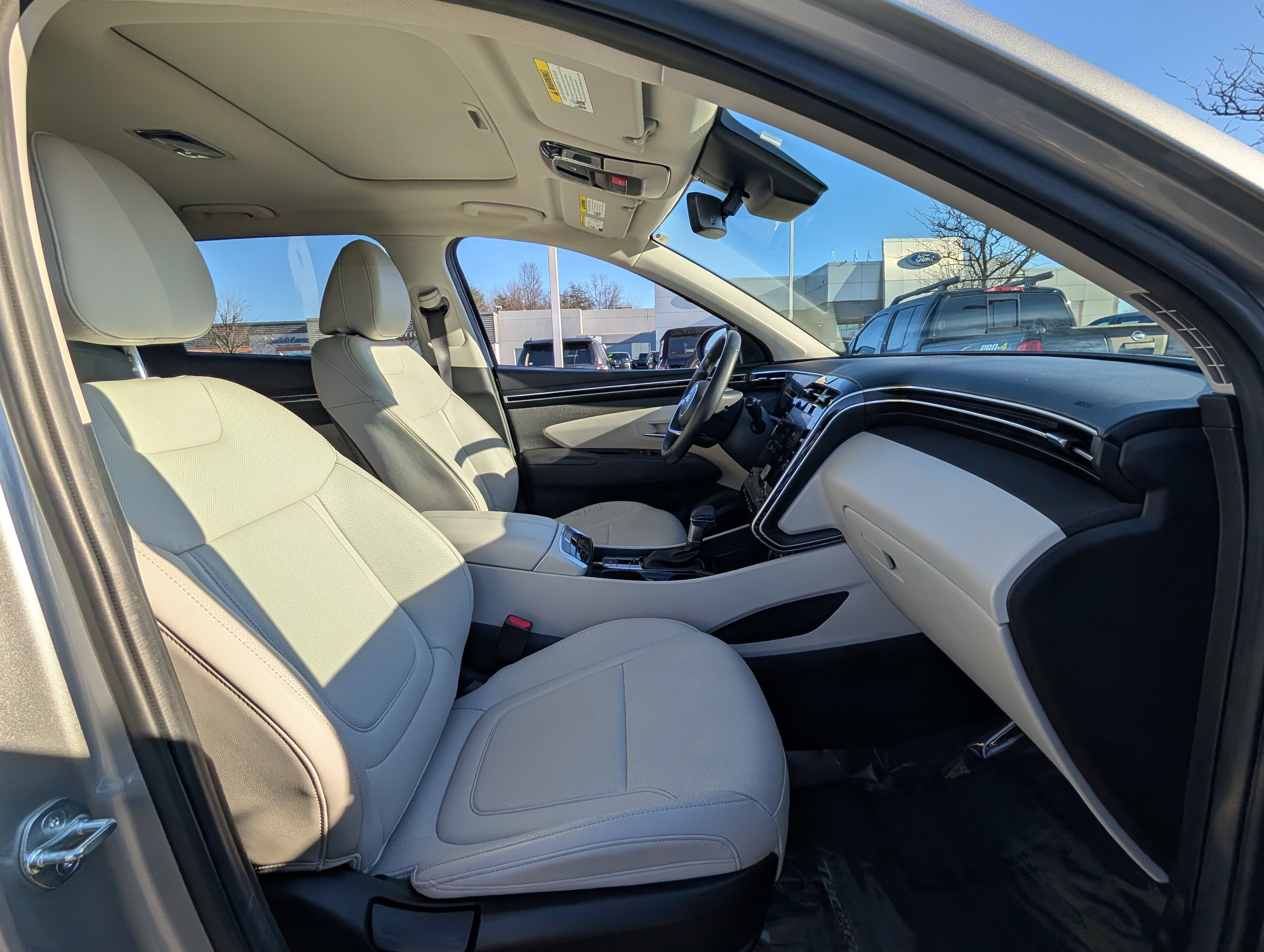 Used 2023 Hyundai Tucson SEL w/ Convenience Package image 10