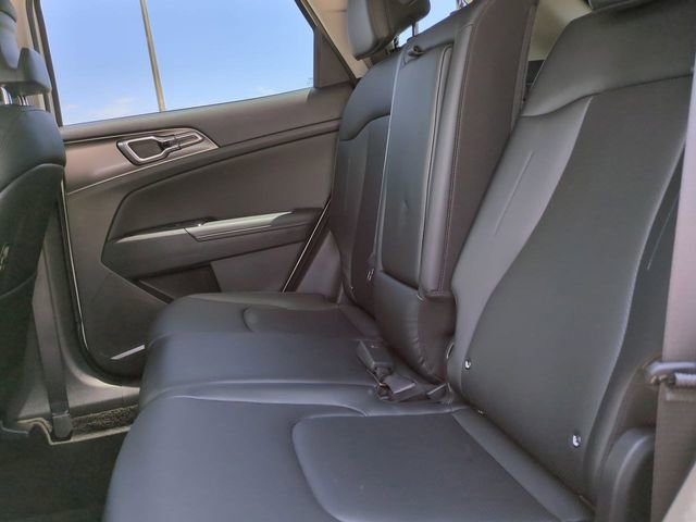 Used 2025 Kia Sportage EX w/ Premium Package FWD image 14