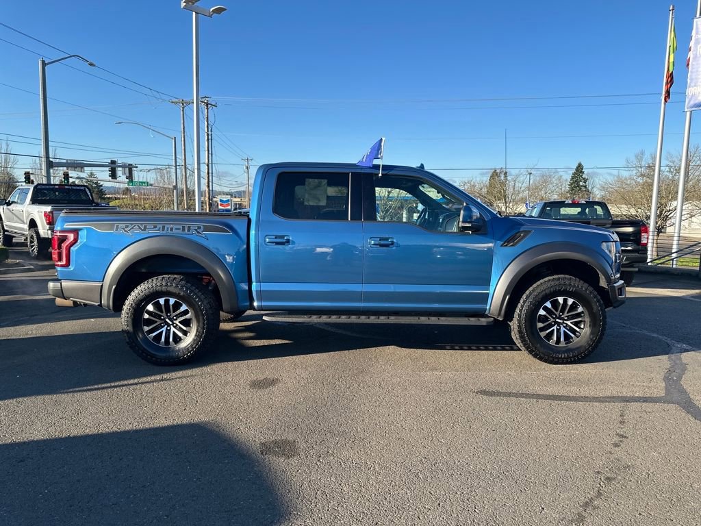 Certified 2019 Ford F150 Raptor w/ Equipment Group 802A Luxury image 7