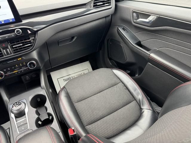 Certified 2024 Ford Escape ST-Line AWD/4WD image 15
