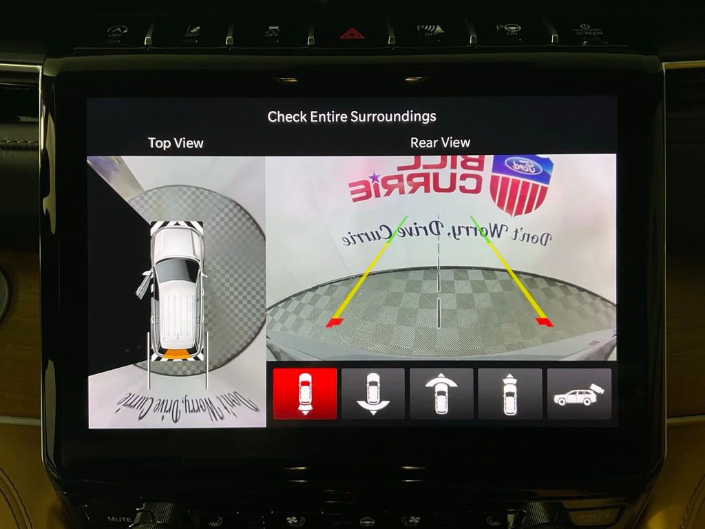 Used 2023 Jeep Grand Cherokee Summit image 23