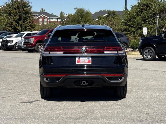 Used 2026 Volkswagen Atlas Cross Sport SE FWD image 5