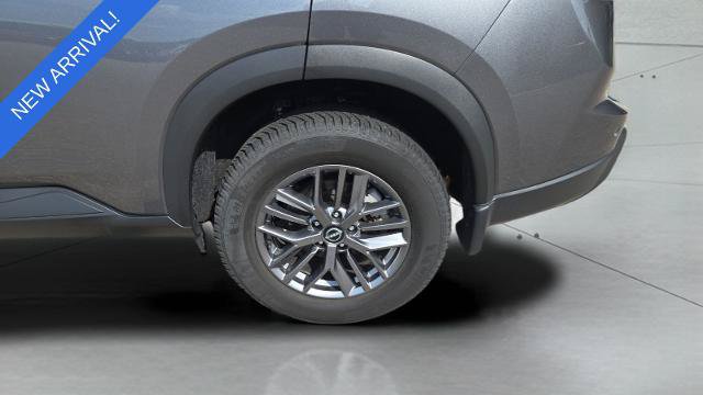 Used 2024 Nissan Rogue S AWD/4WD image 33