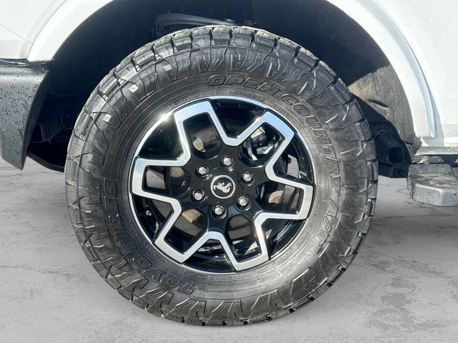 Certified 2023 Ford Bronco Outer Banks AWD/4WD image 13